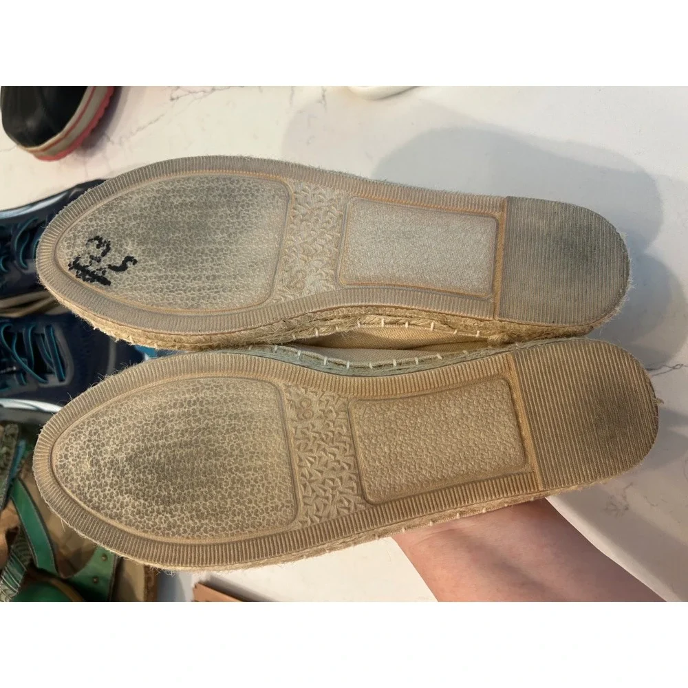 Coldwater Creek Espadrille Flats Beige Blue Floral Embroidered Slip On Shoes